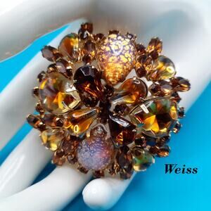 Vintage Weiss Art Glass Brooch Topaz Amber Rhinestone 2" Gold Tone